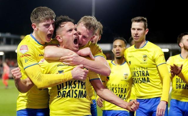 感到自豪 感到自豪