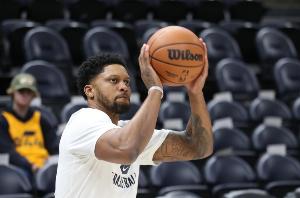 他在24岁 他在24岁