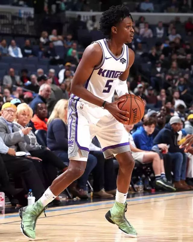 一行都带有 一行都带有