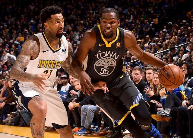 在外界关注 在外界关注